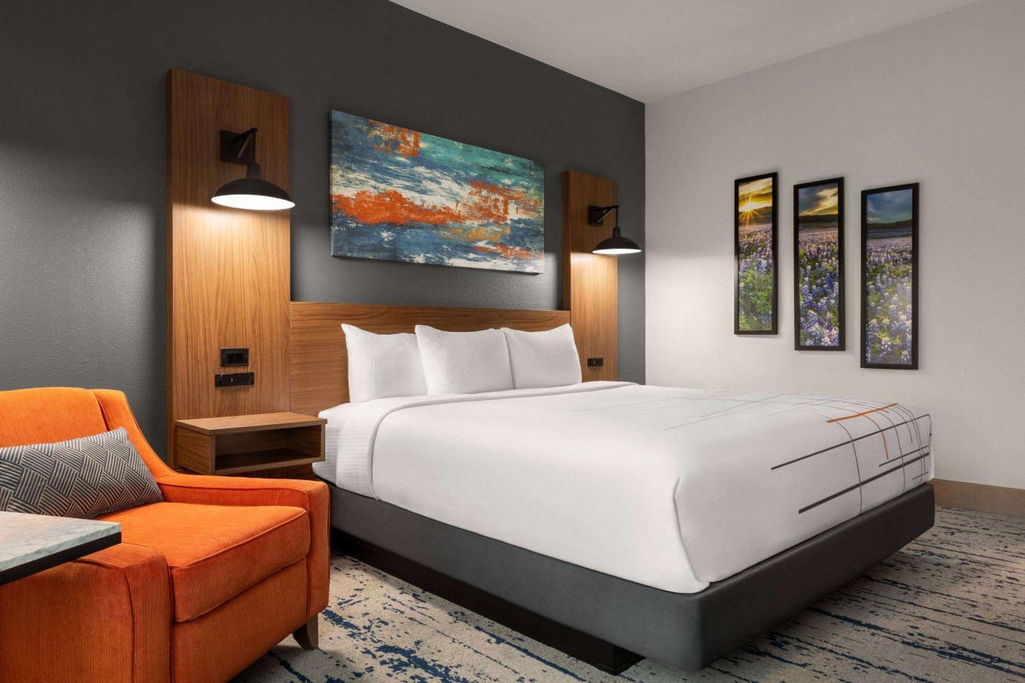 La Quinta Inn & Suites By Wyndham Austin South Kültér fotó