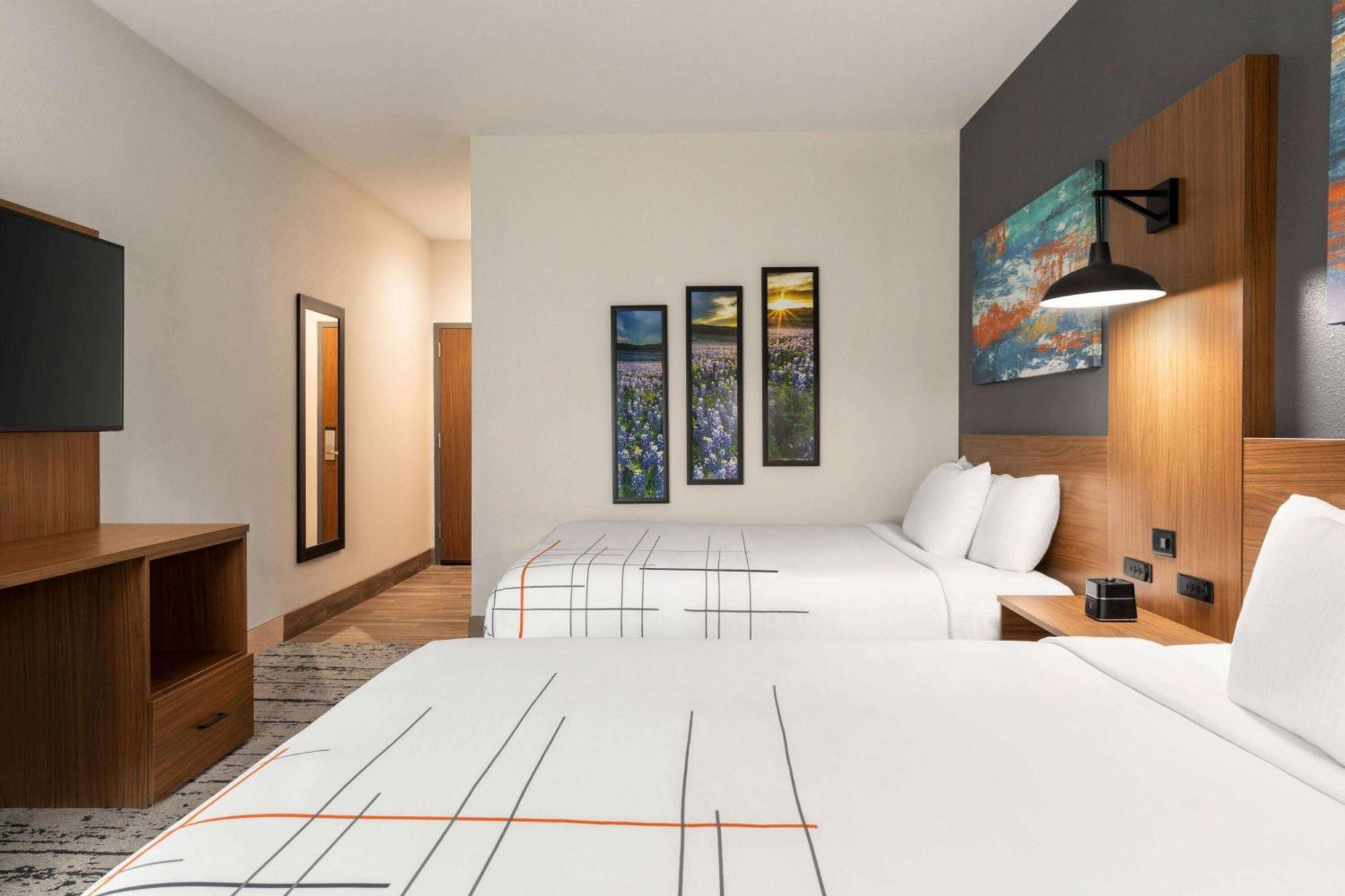 La Quinta Inn & Suites By Wyndham Austin South Kültér fotó