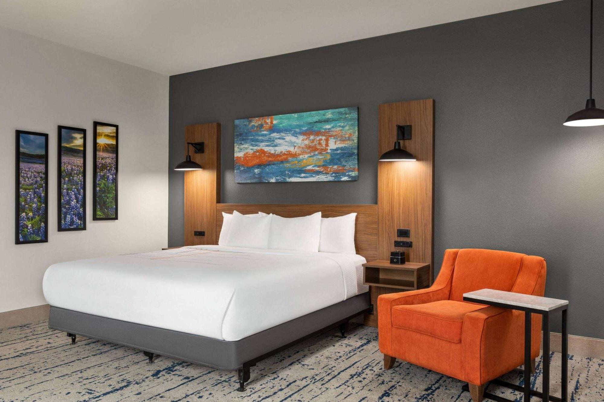 La Quinta Inn & Suites By Wyndham Austin South Kültér fotó